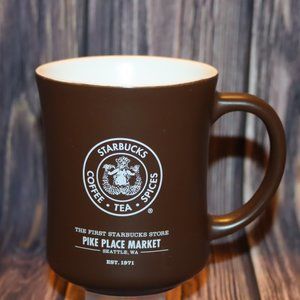 STARBUCKS Pike Place Market 2008 16 oz Coffee Mug Cup Split Tail Mermaid Brown